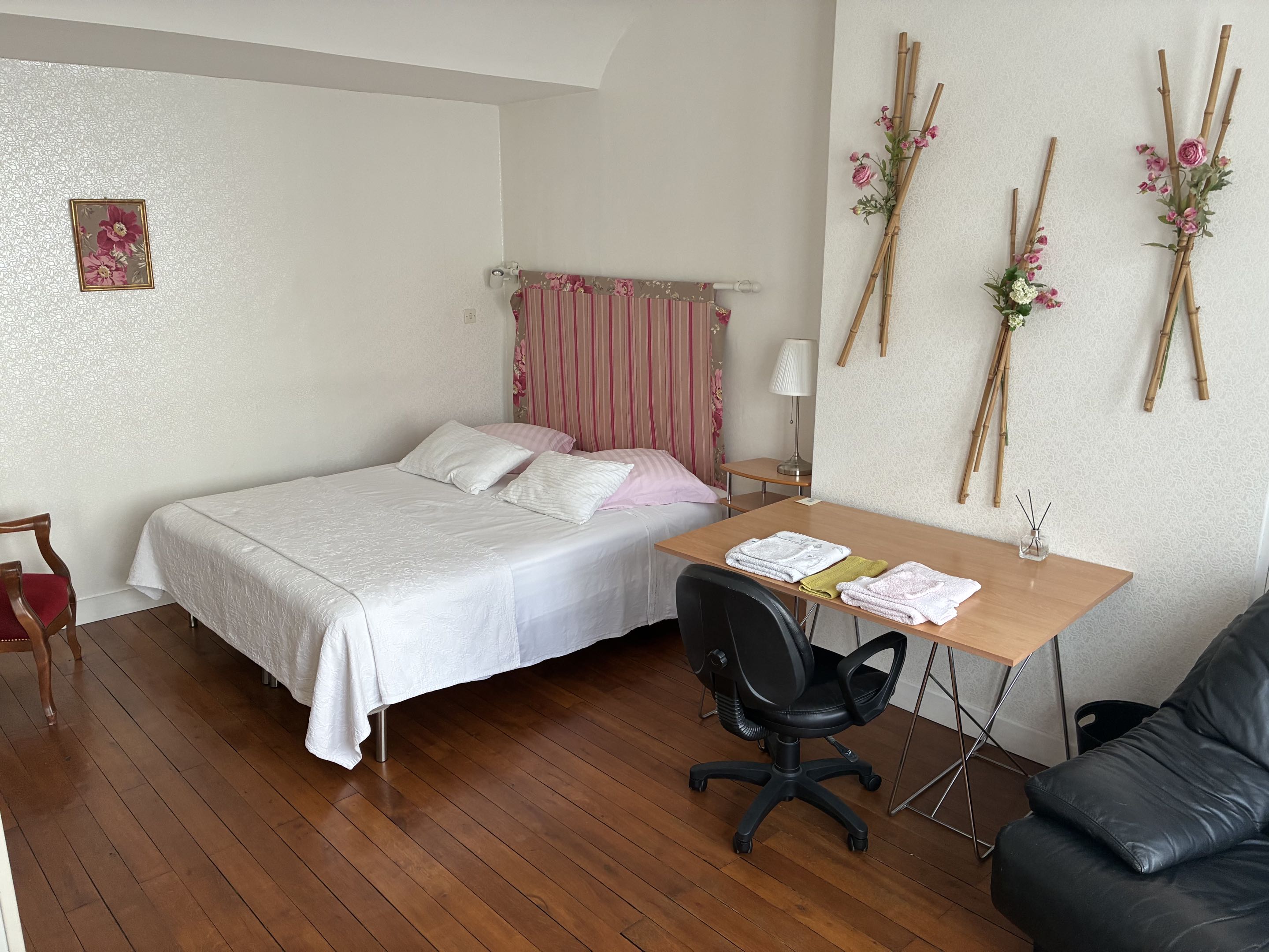 Chambre Rose vue 1